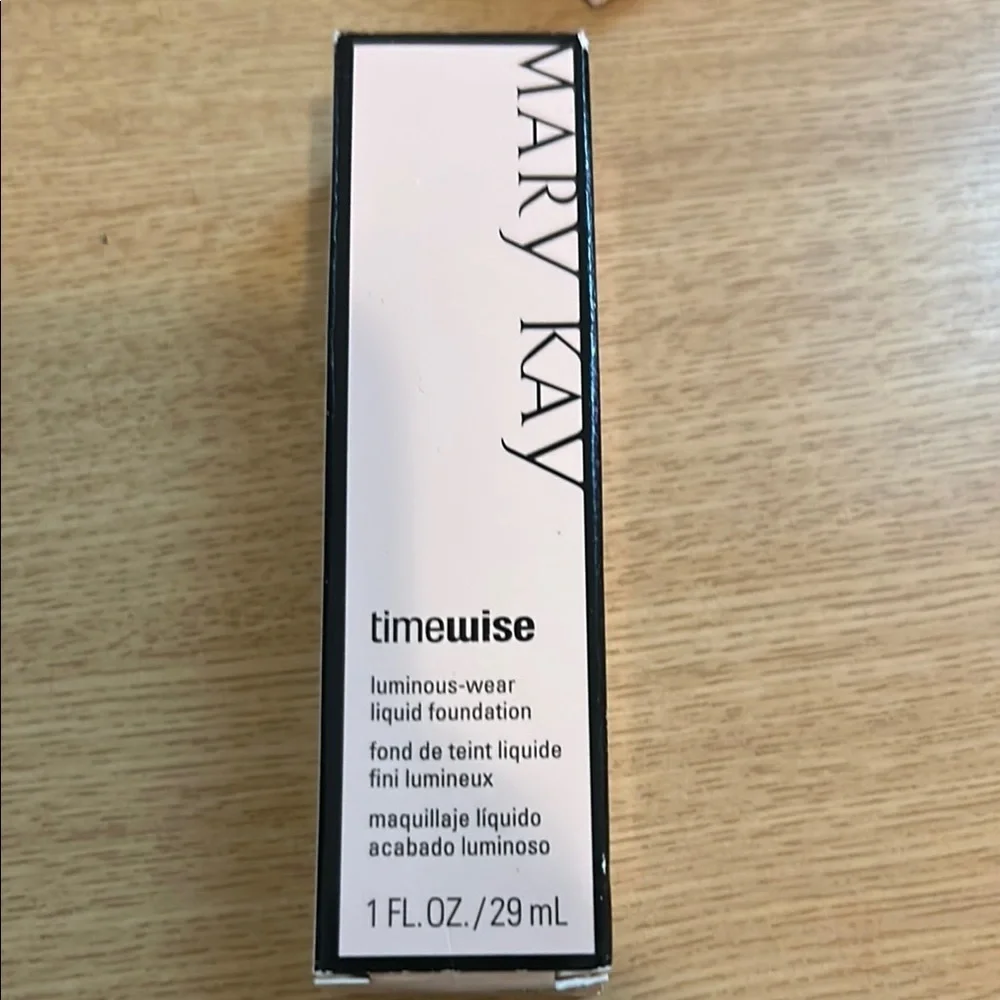 Mary Kay Black and Silver Foundation for Radiant Finish